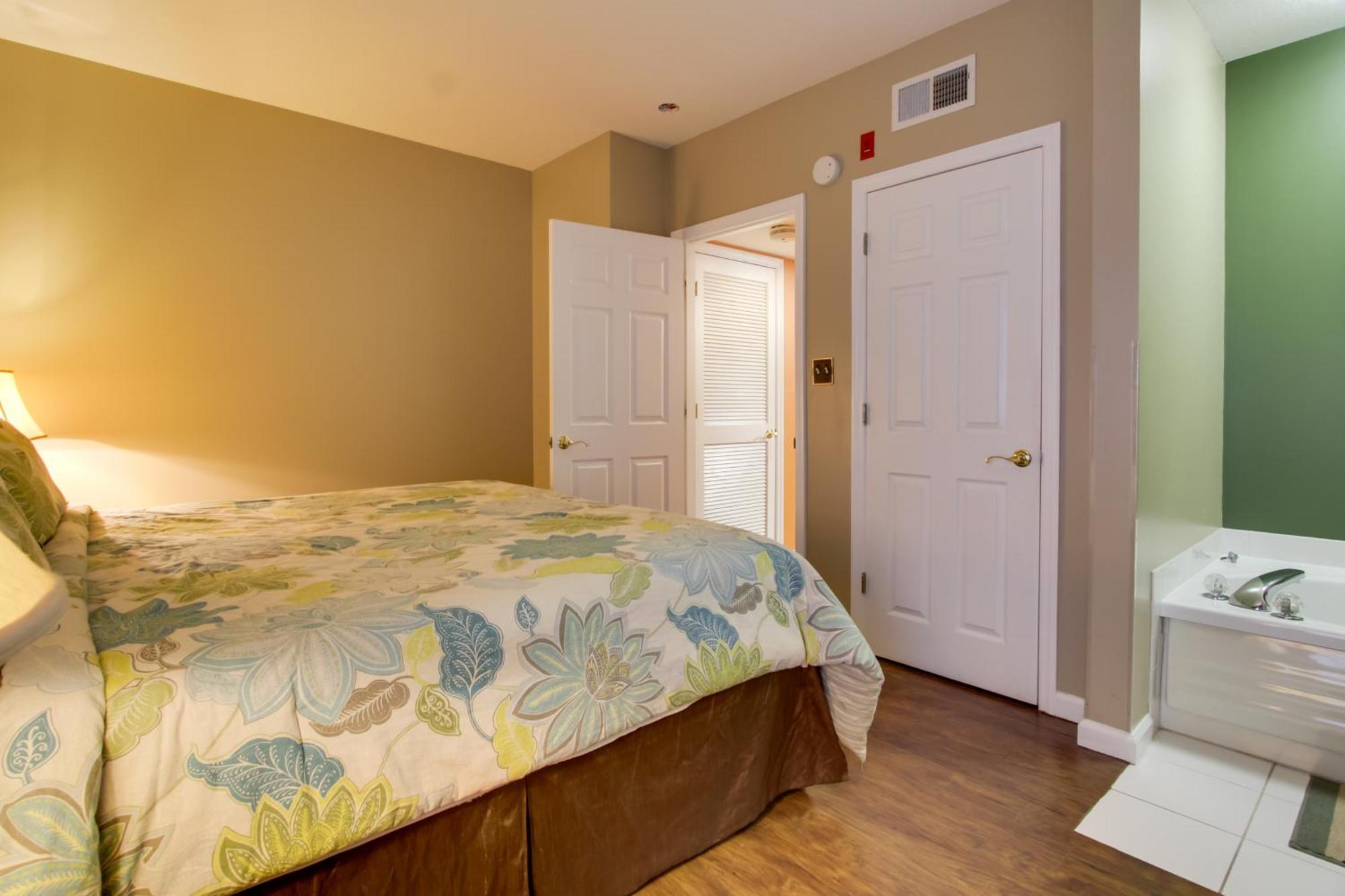 Parkway Condo About Walk To Island In Pigeon Forge! Exteriér fotografie